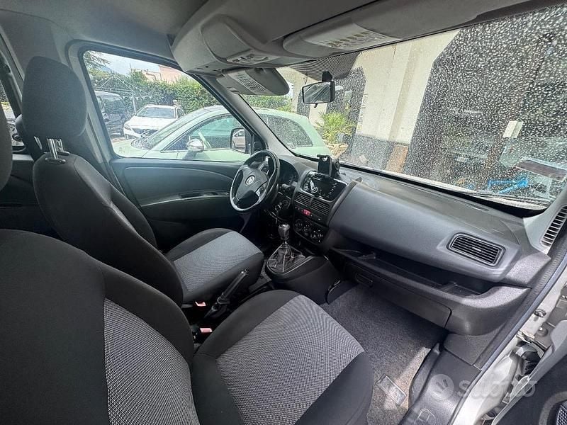 Usata Fiat Doblò Dynamic 120 CV (88 kW) 2013 Argento Monovolume