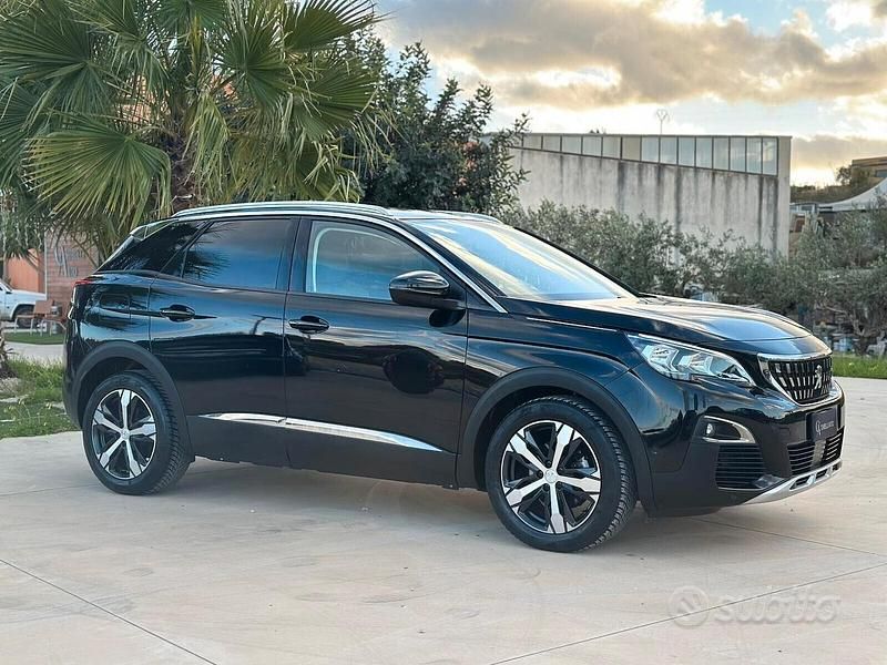 Usata Peugeot 3008 Allure 130 CV (95 kW) 2019 Nero SUV