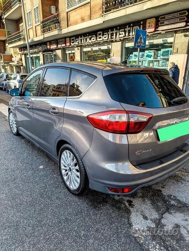 Usata Ford C-MAX Titanium 2011 Monovolume