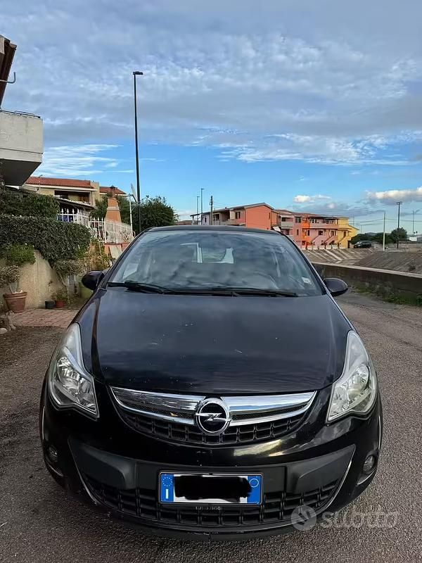 Usata Opel Corsa 2011 Nero Utilitaria