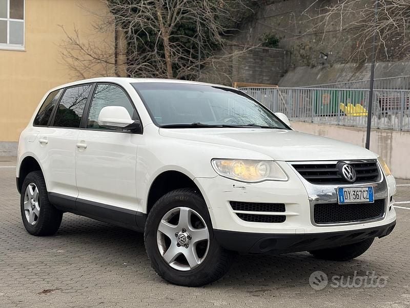 Bianco Usata 2009 VW Touareg SUV | 5500 € (Ottimo prezzo) - Immagine 1/4