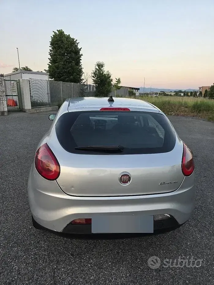 Usata Fiat Bravo 120 CV (88 kW) 2010 Grigio Utilitaria