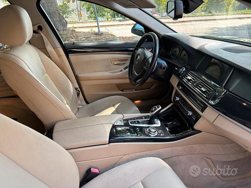 Usata BMW 525 218 CV (160 kW) 2015 Blu Station wagon