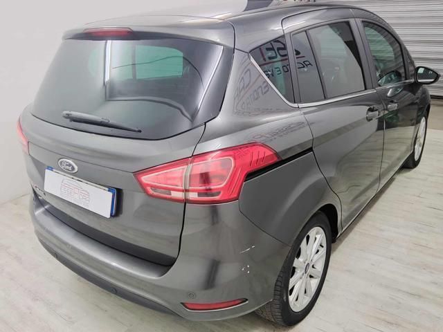 Usata Ford B-MAX Titanium 75 CV (55 kW) 2017 Grigio scuro Monovolume