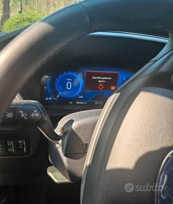 Usata Ford Kuga 120 CV (88 kW) 2021 Bianco SUV