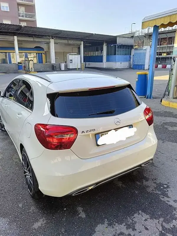 Usata Mercedes A220 177 CV (130 kW) 2017 Berlina