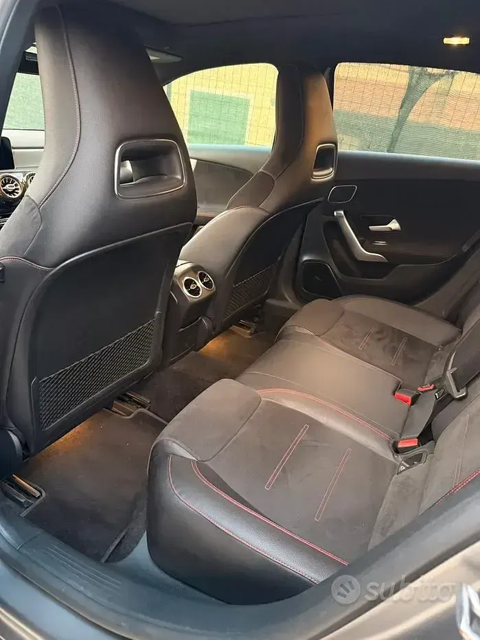 Usata Mercedes A35 AMG AMG 306 CV (225 kW) 2019 Grigio Berlina