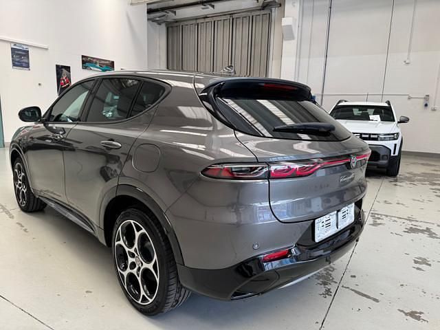 Usata Alfa Romeo Tonale Ti 179 CV (131 kW) 2023 Grigio scuro metallizzato SUV