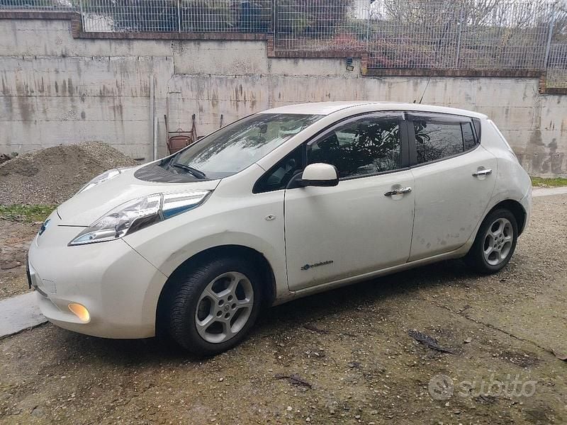 Usata Nissan Leaf 30 kW (41 CV) 2017 Bianco Utilitaria