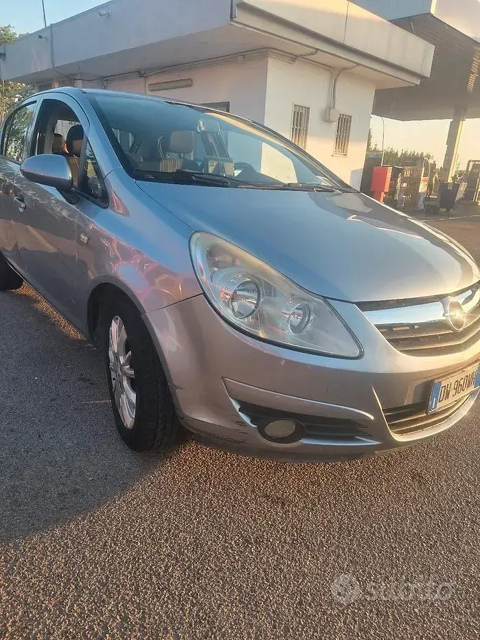 Usata Opel Corsa 80 CV (58 kW) 2009 Grigio Utilitaria