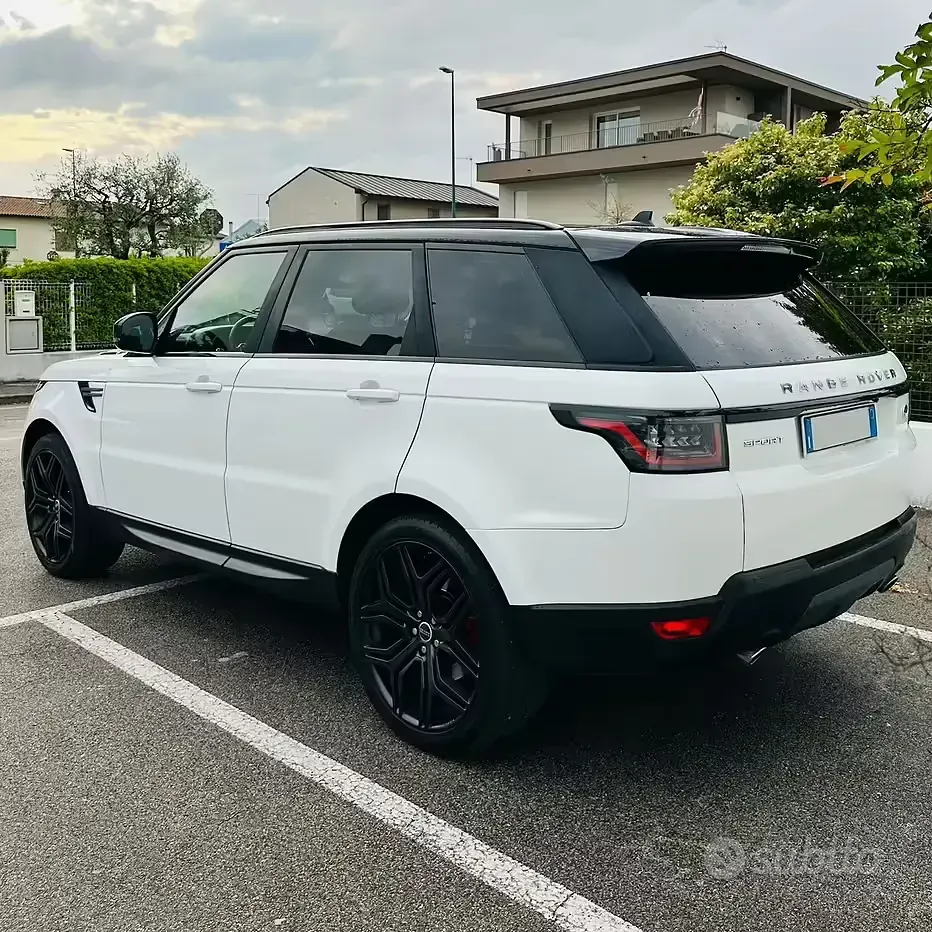Usata Land Rover Range Rover Sport HSE Dynamic 249 CV (183 kW) 2017 Bianco SUV
