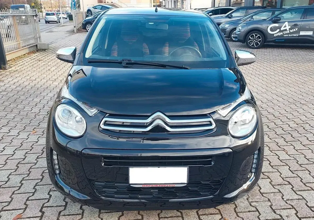 Usata Citroën C1 Shine 72 CV (52 kW) 2018 Nero Utilitaria