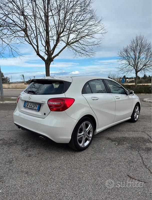 Usata Mercedes A180 Executive 110 CV (80 kW) 2014 Bianco Berlina