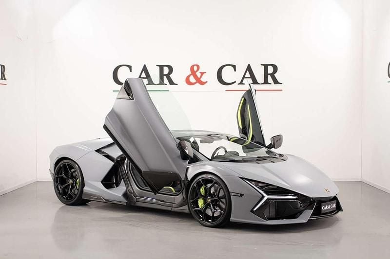 Nuova Lamborghini Revuelto 1014 CV (745 kW) 2025 Grigio Coupé