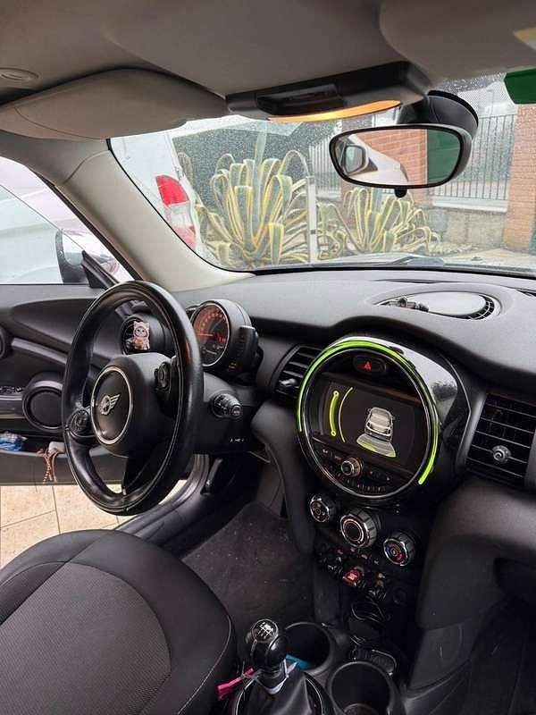 Usata Mini ONE 102 CV (75 kW) 2016 Utilitaria