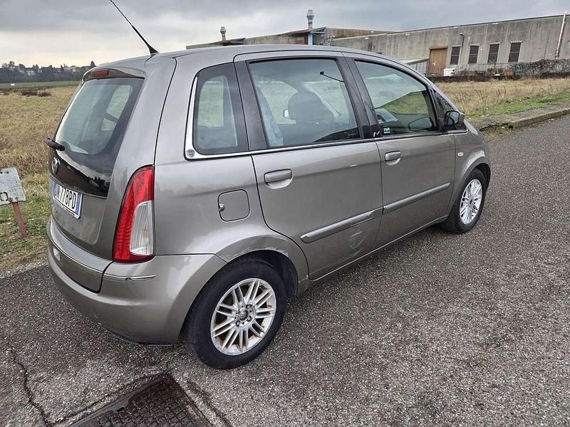 Usata Lancia Musa 95 CV (69 kW) 2008 Other Monovolume