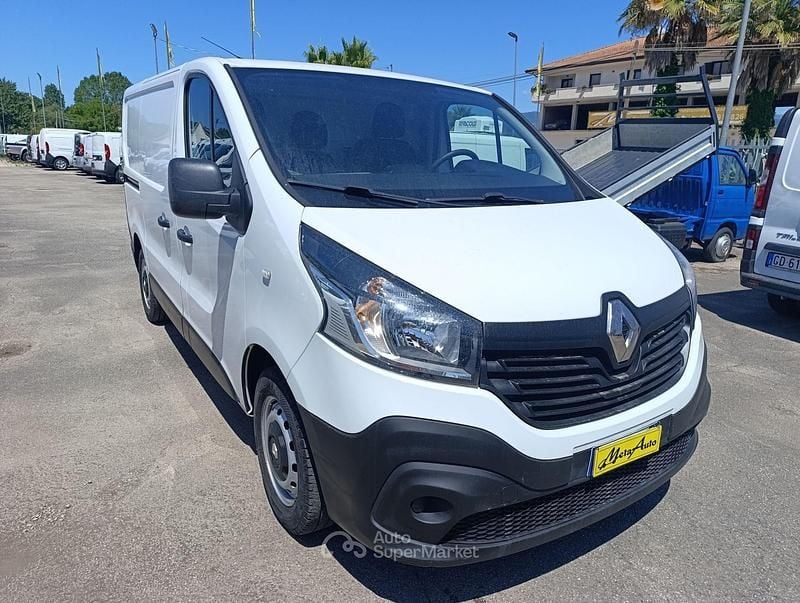 Nessuno Usata 2020 Renault Trafic Monovolume | 14.900 € (Super prezzo) - Immagine 1/4
