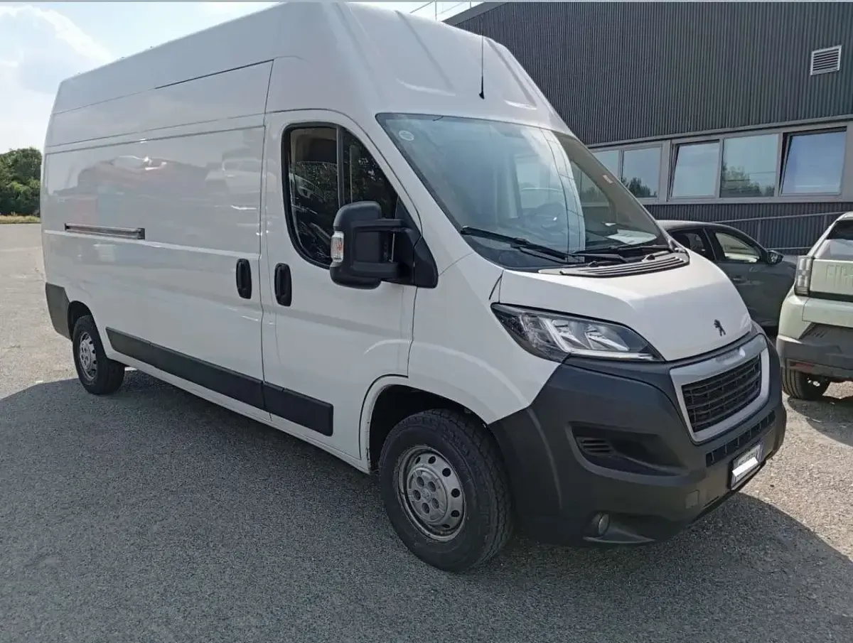 Usata Peugeot Boxer 140 CV (102 kW) 2021 Other Furgone