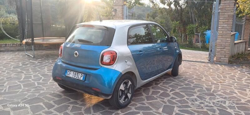 Usata Smart ForFour Electric Drive 41 kW (56 CV) 2020 Berlina