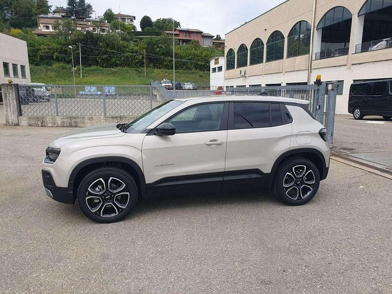 Nuova Jeep Avenger Summit 101 CV (74 kW) 2025 Grigio SUV