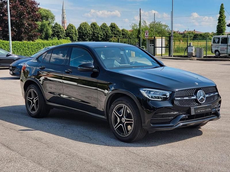 Usata Mercedes GLC200 Premium 163 CV (119 kW) 2020 Nero SUV