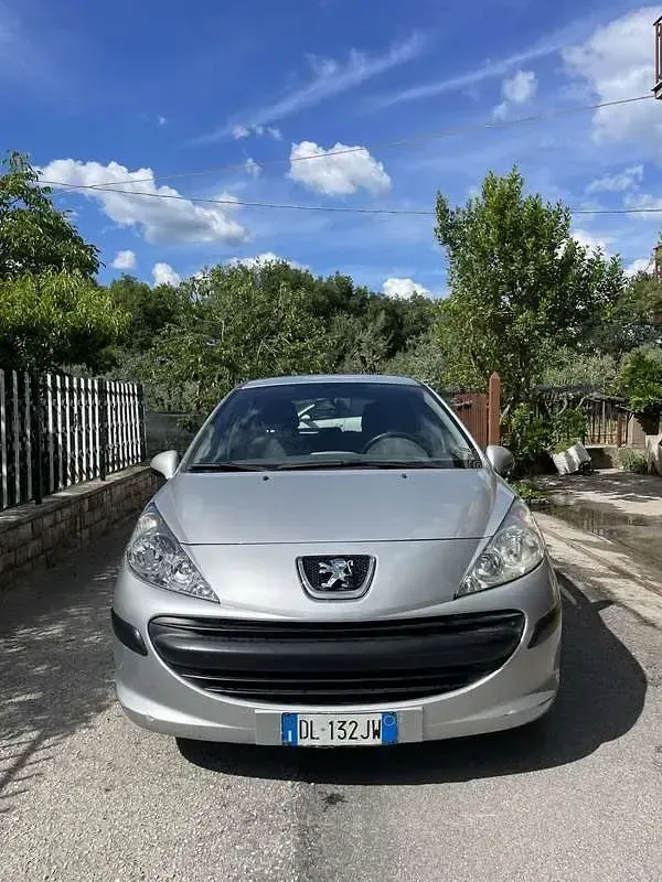 Usata Peugeot 207 73 CV (53 kW) 2008 Grigio Berlina