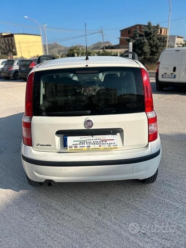 Usata Fiat Panda Emotion 75 CV (55 kW) 2011 Bianco Utilitaria