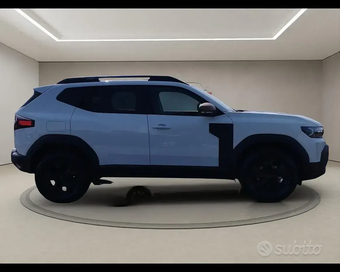Nuova Dacia Duster Extreme 109 CV (80 kW) 2026 Bianco met SUV