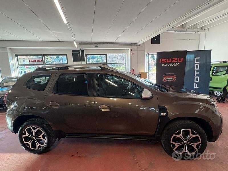 Usata Dacia Duster Prestige 114 CV (83 kW) 2019 Marrone SUV