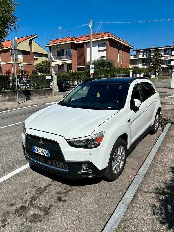 Usata Mitsubishi ASX 150 CV (110 kW) 2010 Bianco SUV