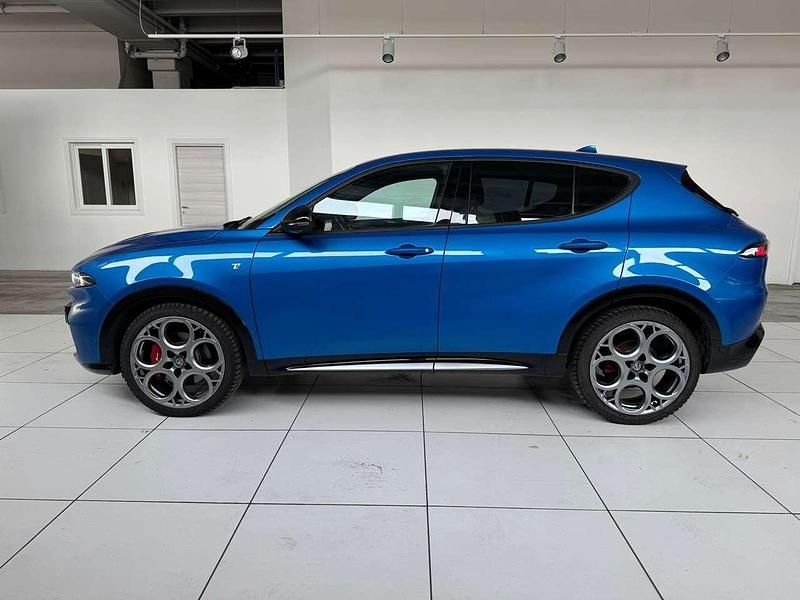 Begagnad Alfa Romeo Tonale Super 131 HK (96 kW) 2023 Blå SUV