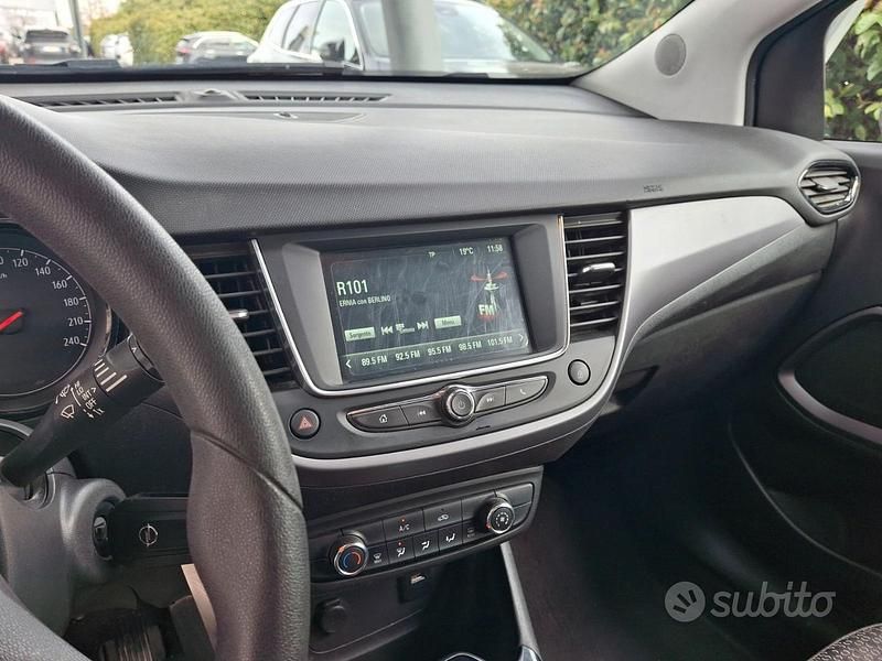 Usata Opel Crossland X 83 CV (61 kW) 2019 Grigio SUV
