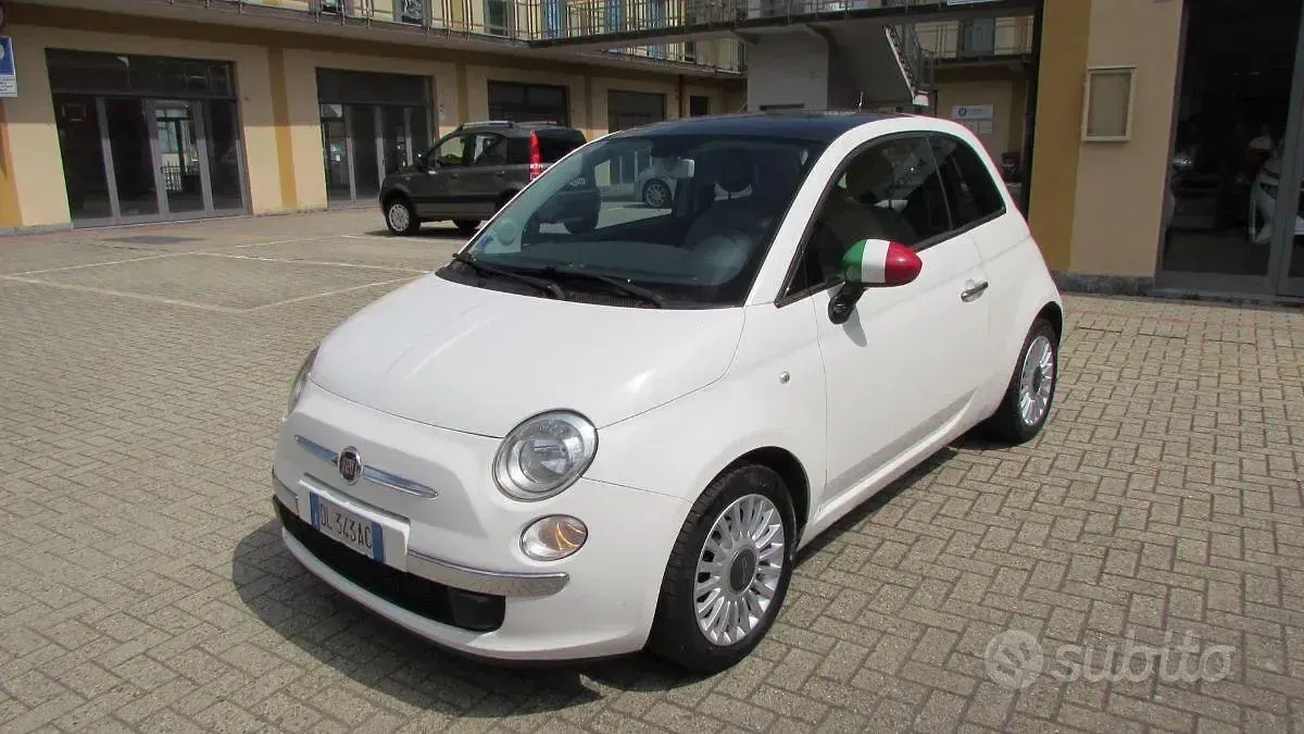 Usata Fiat 500 Lounge 75 CV (55 kW) 2007 Utilitaria