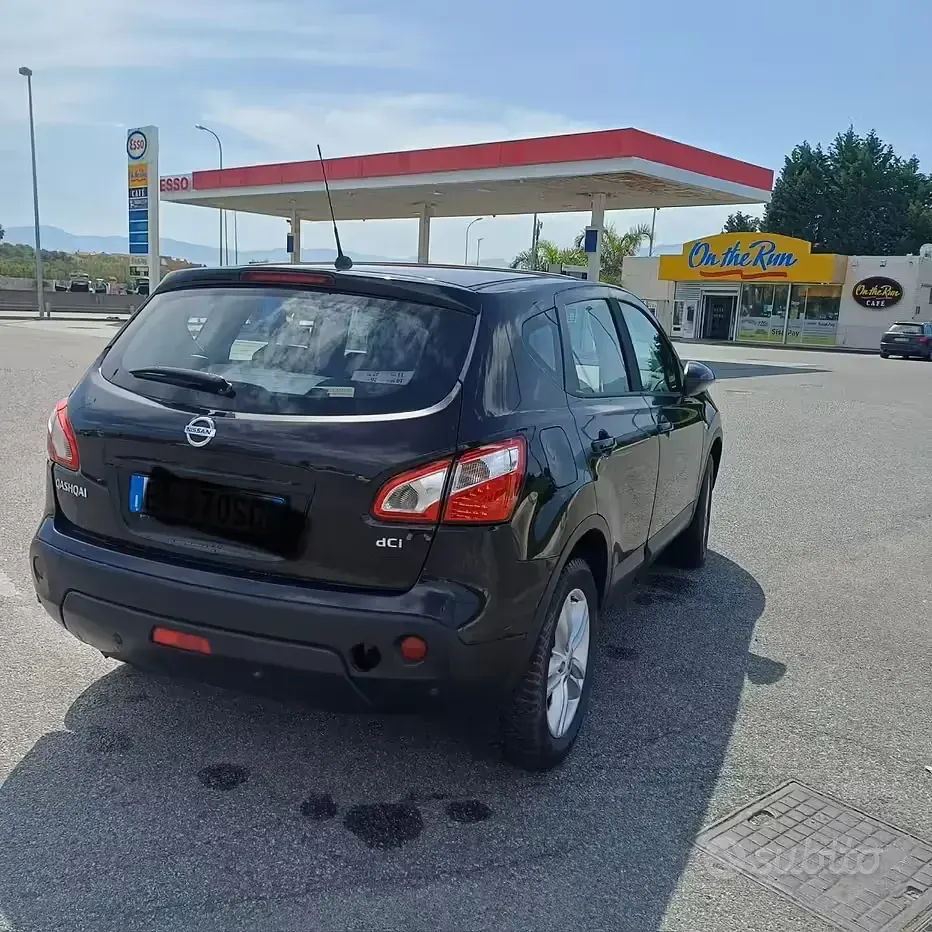 Usata Nissan Qashqai Acenta 110 CV (80 kW) 2014 Nero SUV