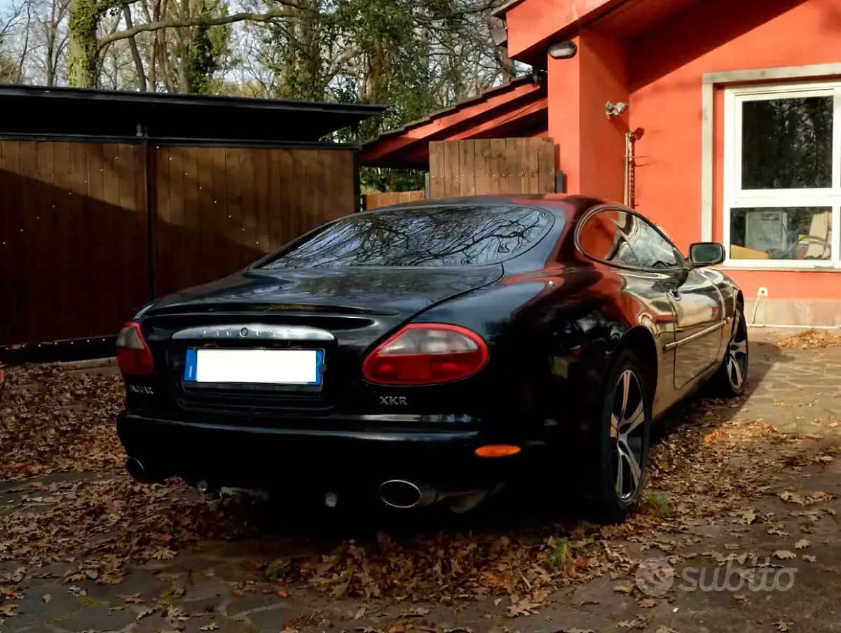 Usata Jaguar XKR 375 CV (275 kW) 2003 Nero Coupé