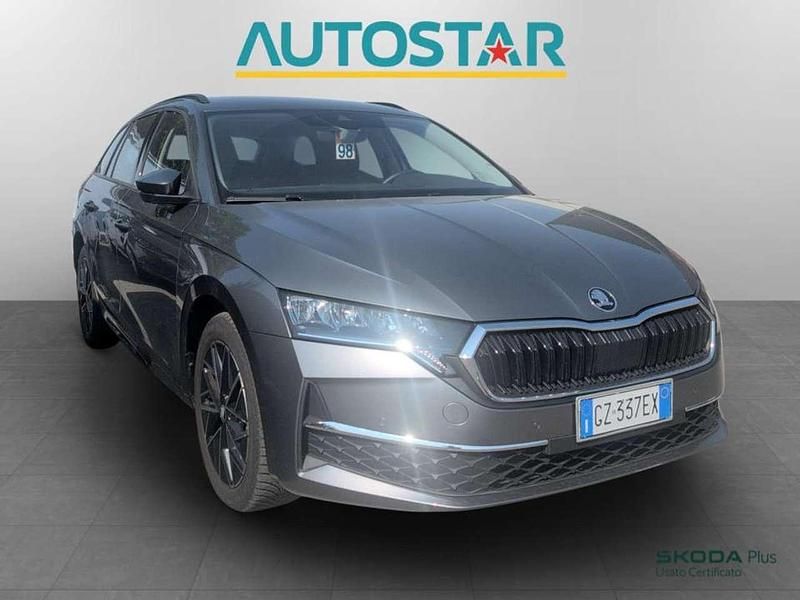Usata Skoda Octavia Executive 150 CV (110 kW) 2025 Grigio graphite metallizzato Station wagon