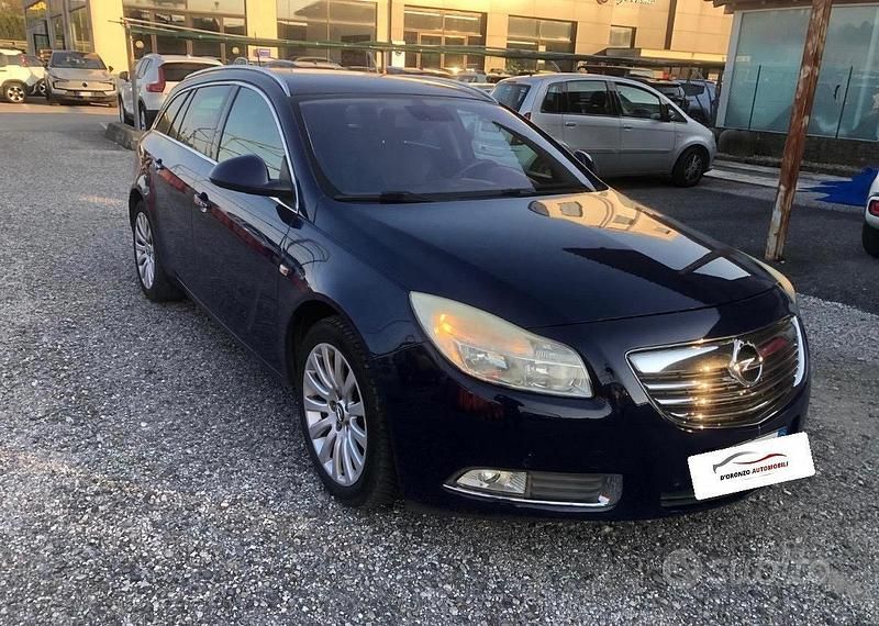 Usata Opel Insignia Cosmo 131 CV (96 kW) 2010 Blu Station wagon