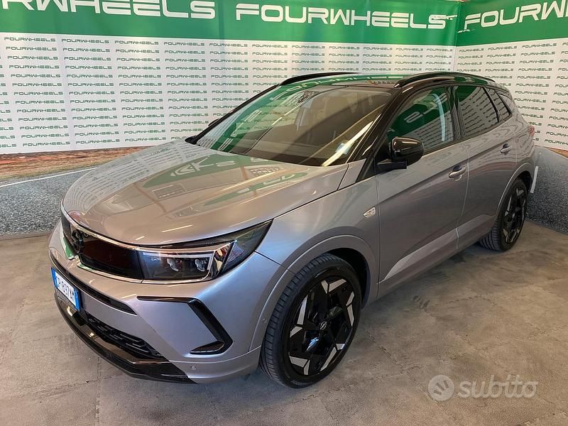 Usata Opel Grandland X 200 CV (147 kW) 2023 Grigio SUV
