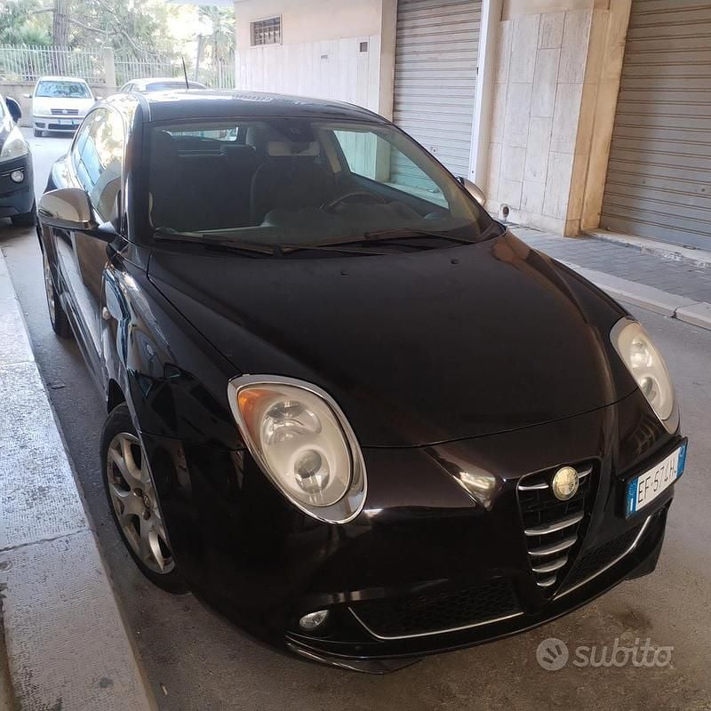 Usata Alfa Romeo MiTo 135 CV (99 kW) 2010 Nero Utilitaria