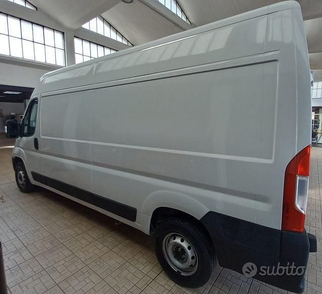 Usata Fiat Ducato 33 140 CV (102 kW) 2021 Bianco Furgone