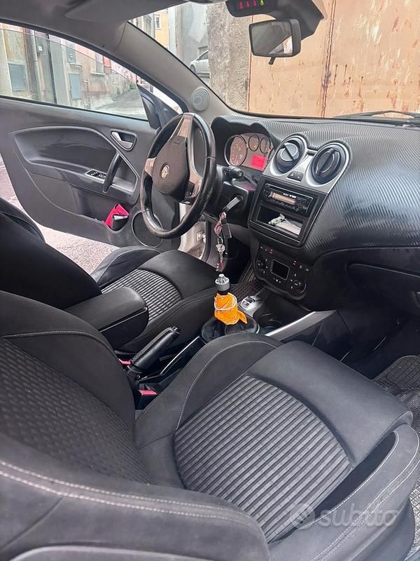 Usata Alfa Romeo MiTo Distinctive 95 CV (69 kW) 2008 Bianco Utilitaria