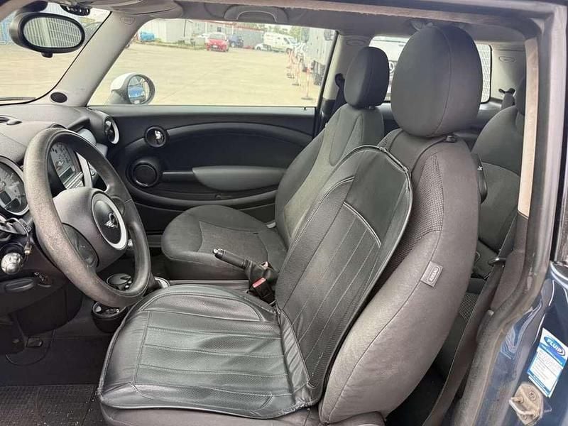 Usata Mini Cooper 120 CV (88 kW) 2009 Argento Utilitaria