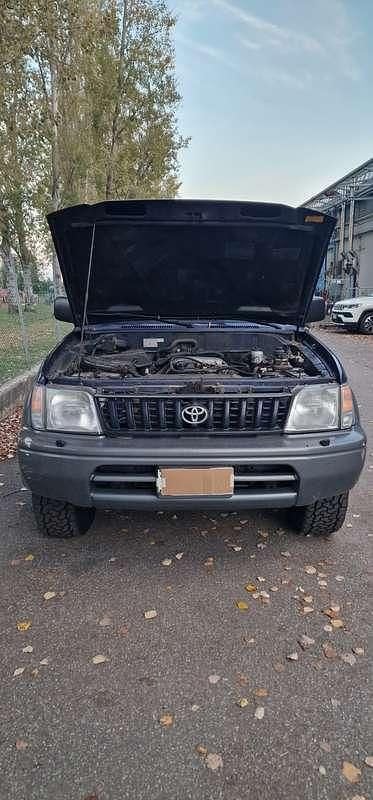 Usata Toyota Land Cruiser 125 CV (91 kW) 2001 Blu/azzurro SUV