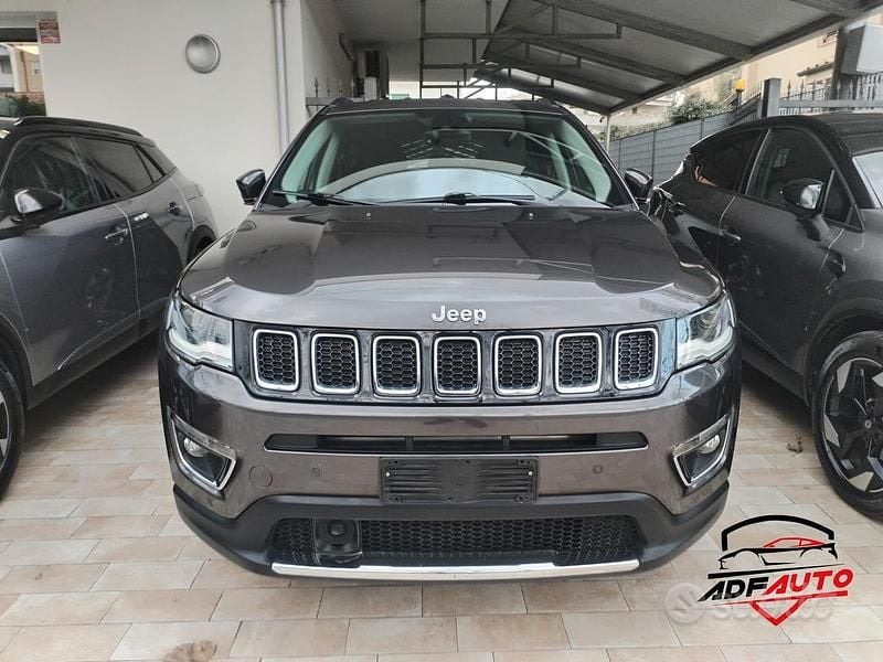 Usata Jeep Compass Limited 120 CV (88 kW) 2017 Grigio SUV