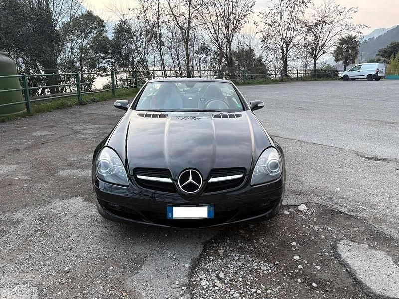 Usata Mercedes SLK200 163 CV (119 kW) 2007 Nero Cabrio