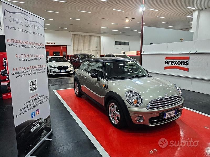 Usata Mini Cooper D 108 CV (79 kW) 2007 Marrone Utilitaria