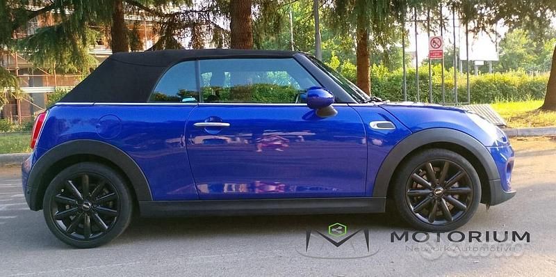 Usata Mini Cooper D Hype 116 CV (85 kW) 2019 Blu Utilitaria