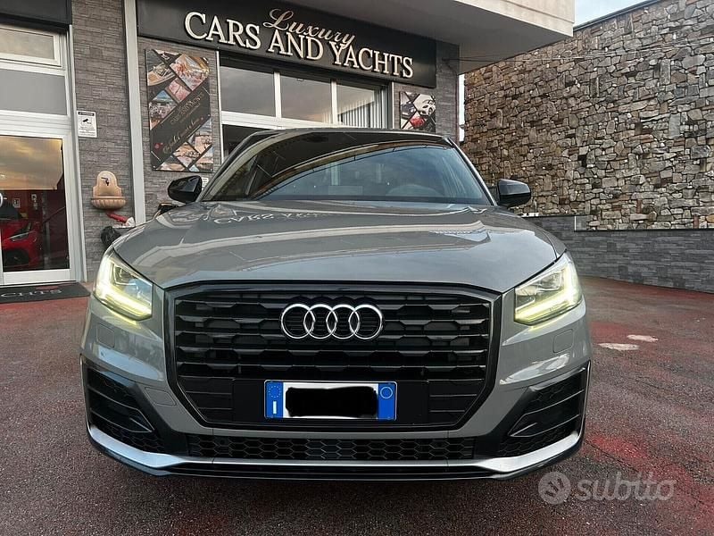 Usata Audi Q2 S-Line 116 CV (85 kW) 2018 Grigio SUV