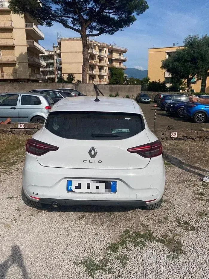 Usata Renault Clio V 90 CV (66 kW) 2021 Bianco Berlina