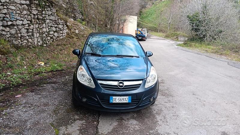 Usata Opel Corsa 90 CV (66 kW) 2006 Utilitaria